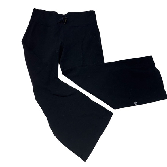 Lululemon Stride Black Flared Yoga Pants Size S - Picture 1 of 5